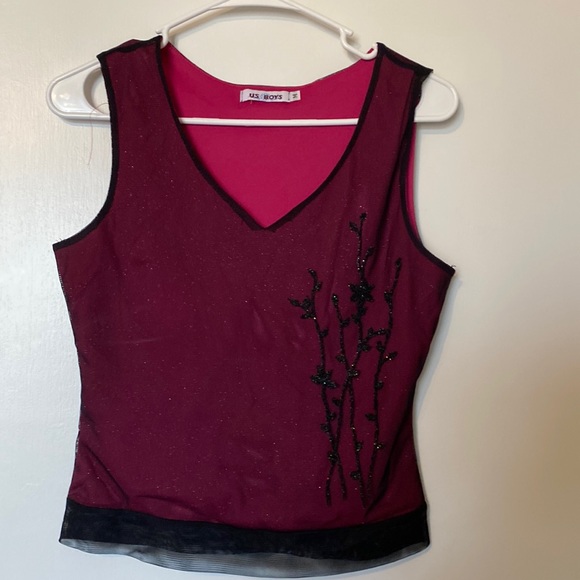 US Boys Vintage 80s Fushia coctail top with black mesh overlay/ beaded accents - Picture 1 of 6